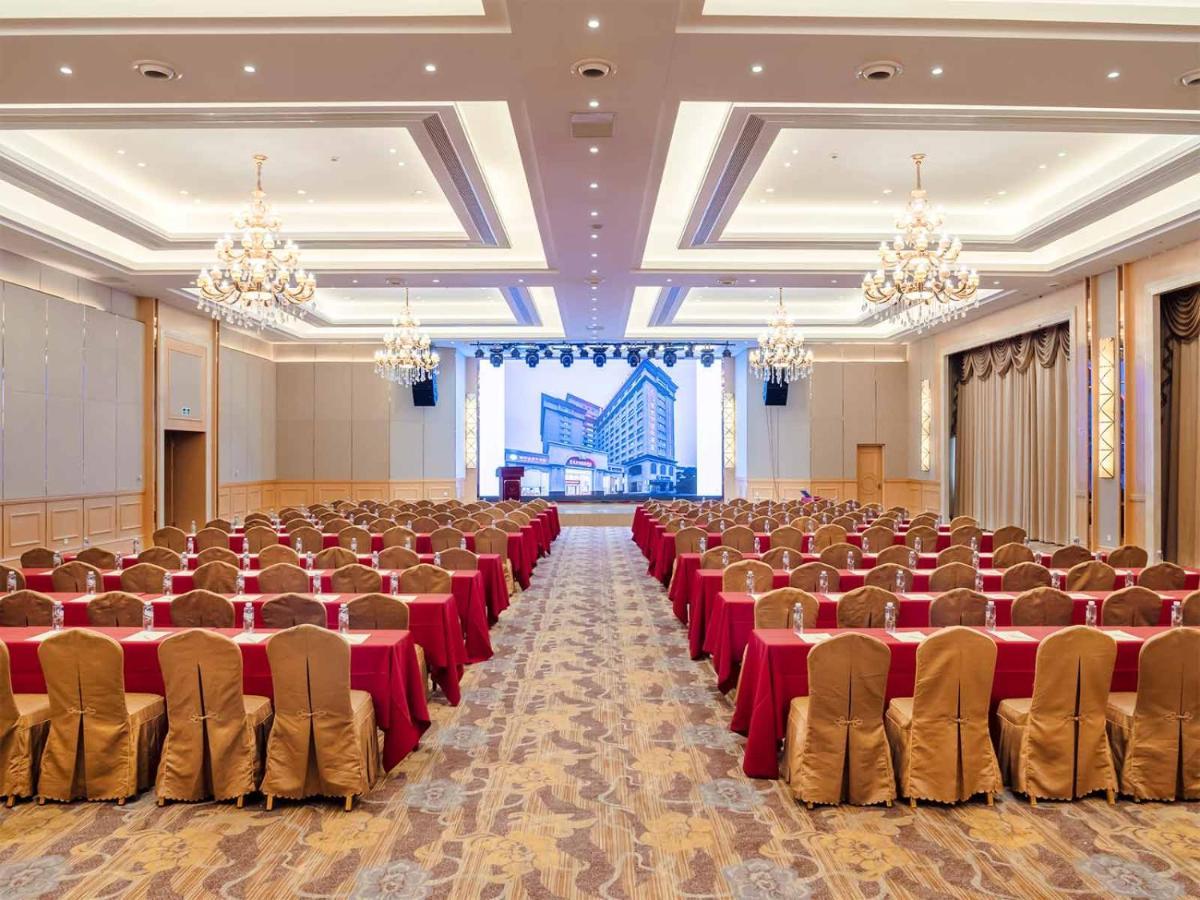 Vienna International Hotel Shanghai Pudong New District Dishui Lake Univeristy City Nianbalian Bagian luar foto