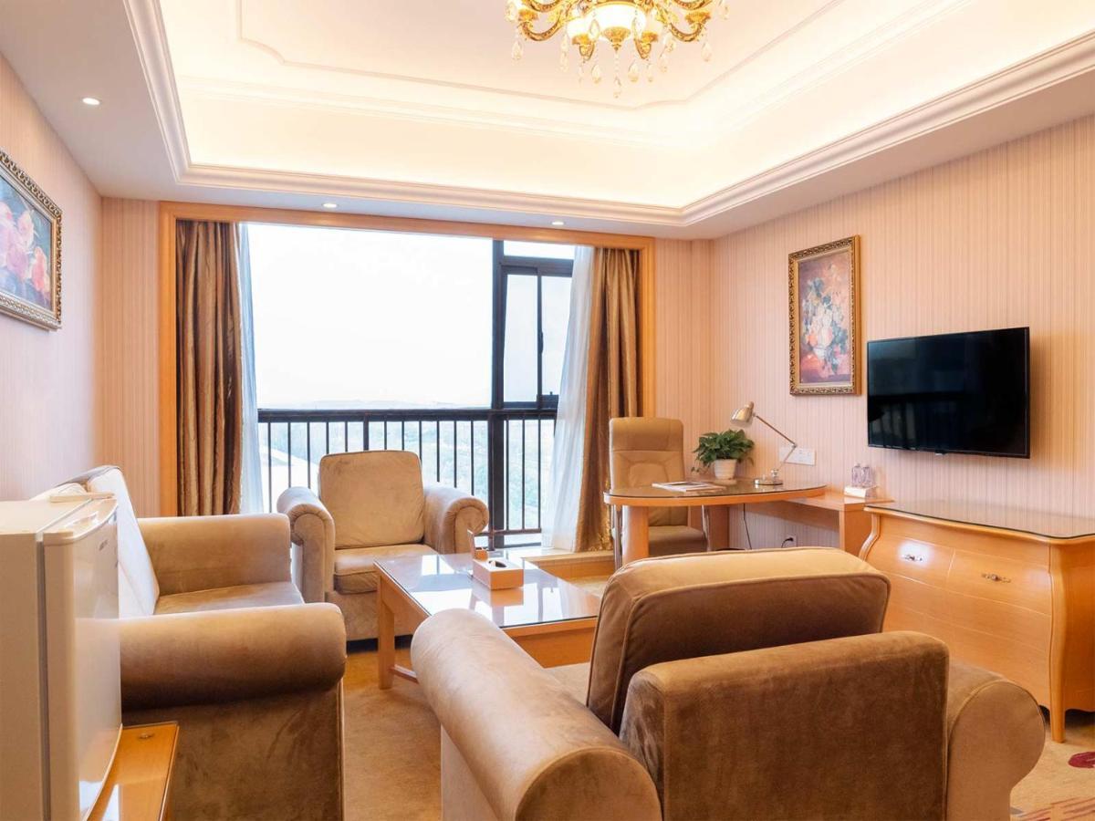 Vienna International Hotel Shanghai Pudong New District Dishui Lake Univeristy City Nianbalian Bagian luar foto
