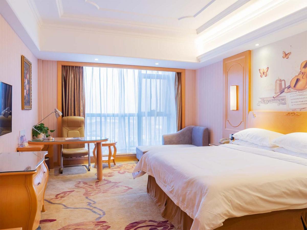 Vienna International Hotel Shanghai Pudong New District Dishui Lake Univeristy City Nianbalian Bagian luar foto