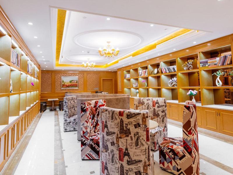 Vienna International Hotel Shanghai Pudong New District Dishui Lake Univeristy City Nianbalian Bagian luar foto